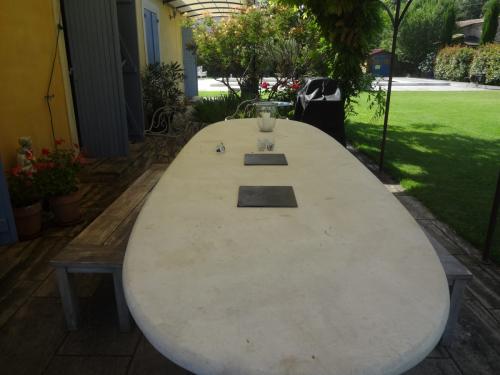 Le Cabanon outside dining table