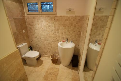 Le Cabanon Bathroom